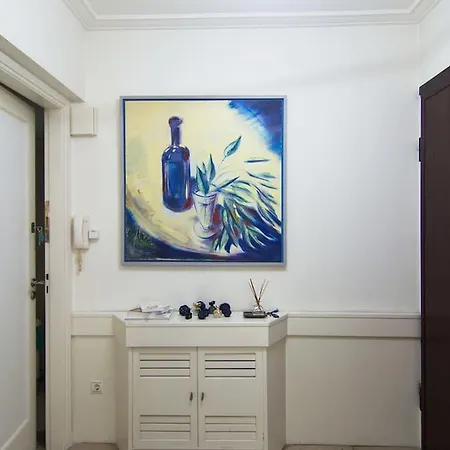 Areos Apartment *